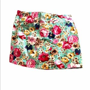 Page juniors floral casual mini skirt